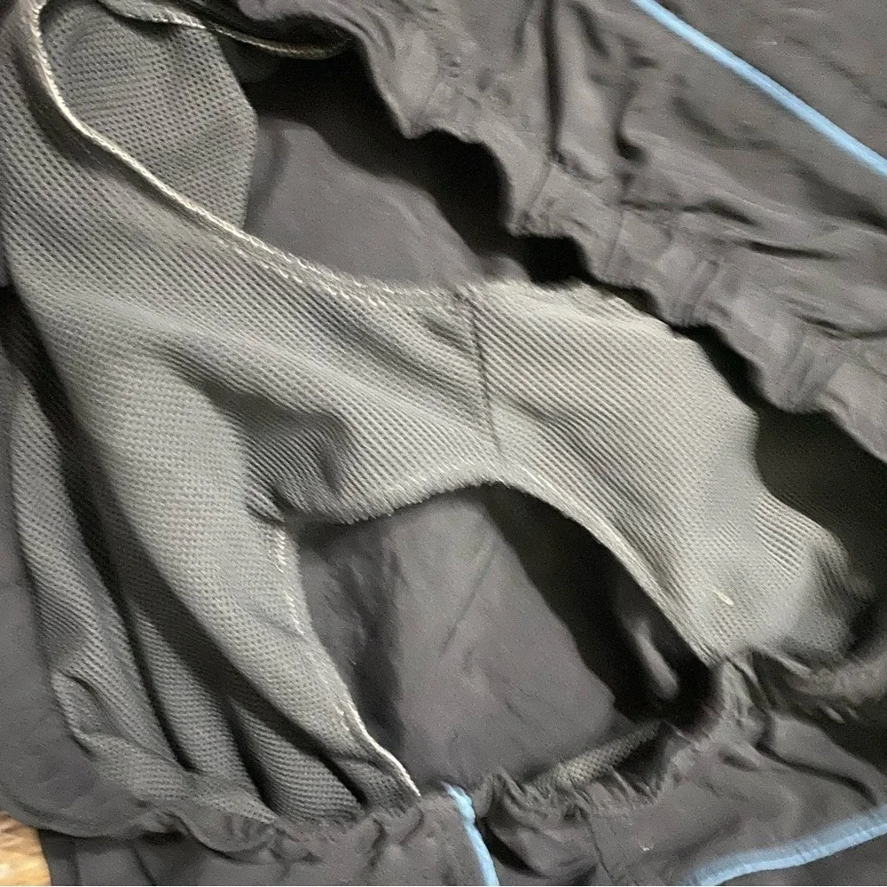 Columbia Black Nylon Belted Brief Lined Outdoor Swim Short